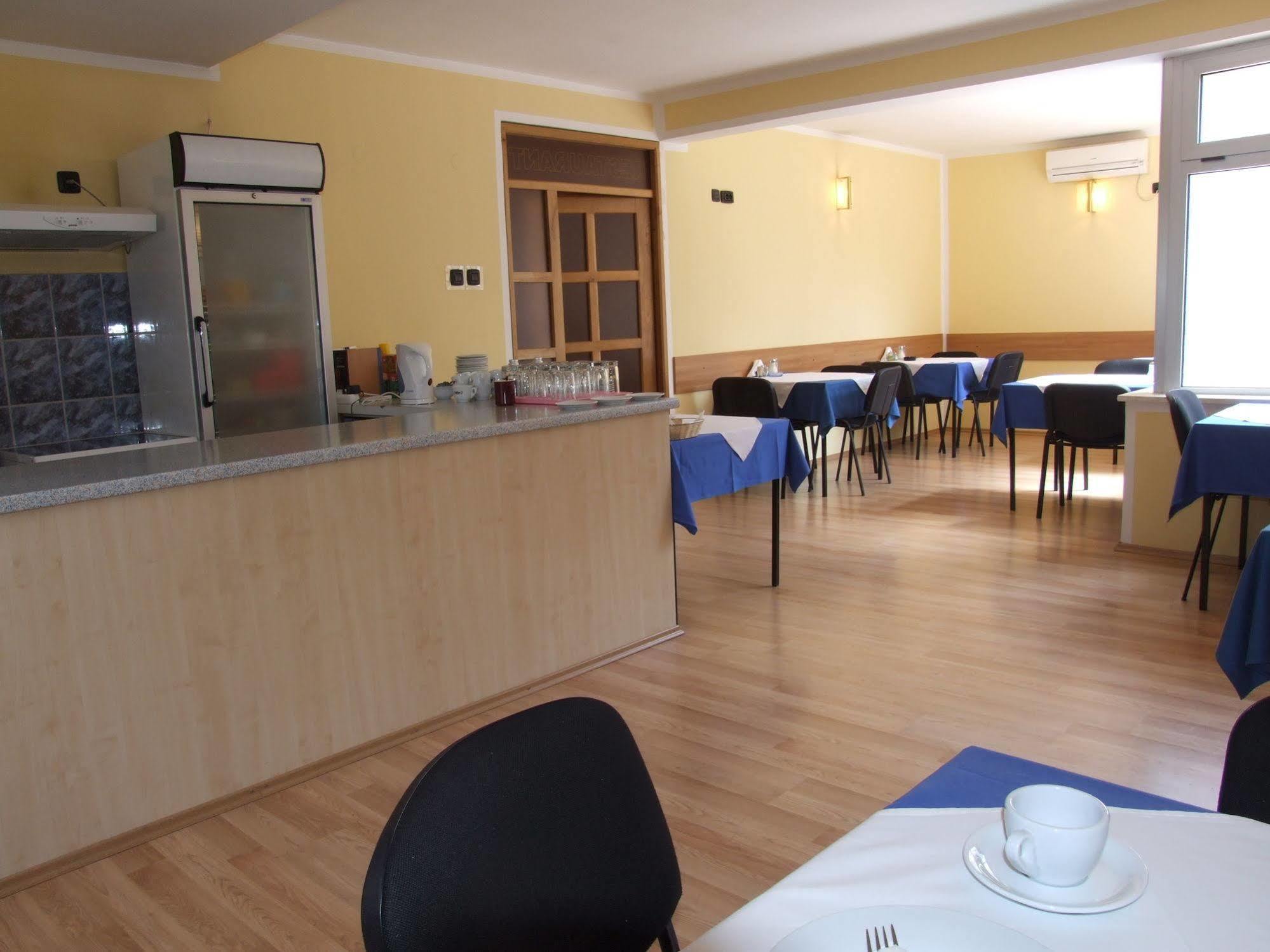 Hotel Viv تريبينيي المظهر الخارجي الصورة